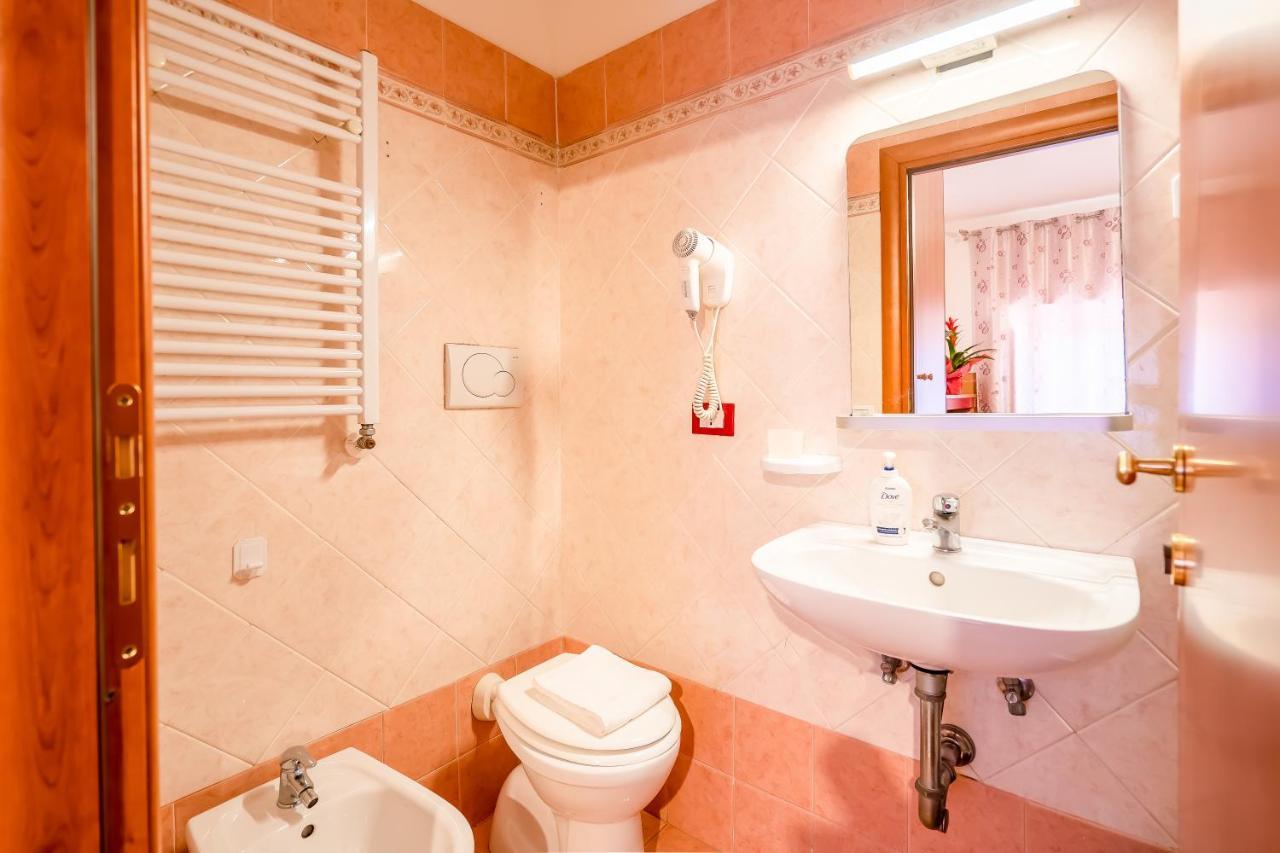 Booking Now Rome-Address Via Palestro,56- Breakfast Included Eksteriør bilde